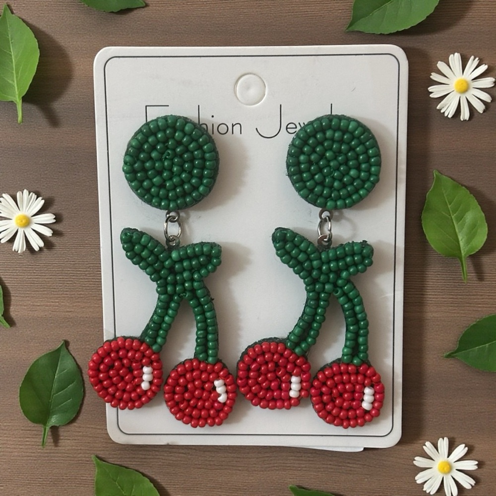 Beaded Cherry Dangle Earrings Red With Green Stems. New. - Picture 5 of 7